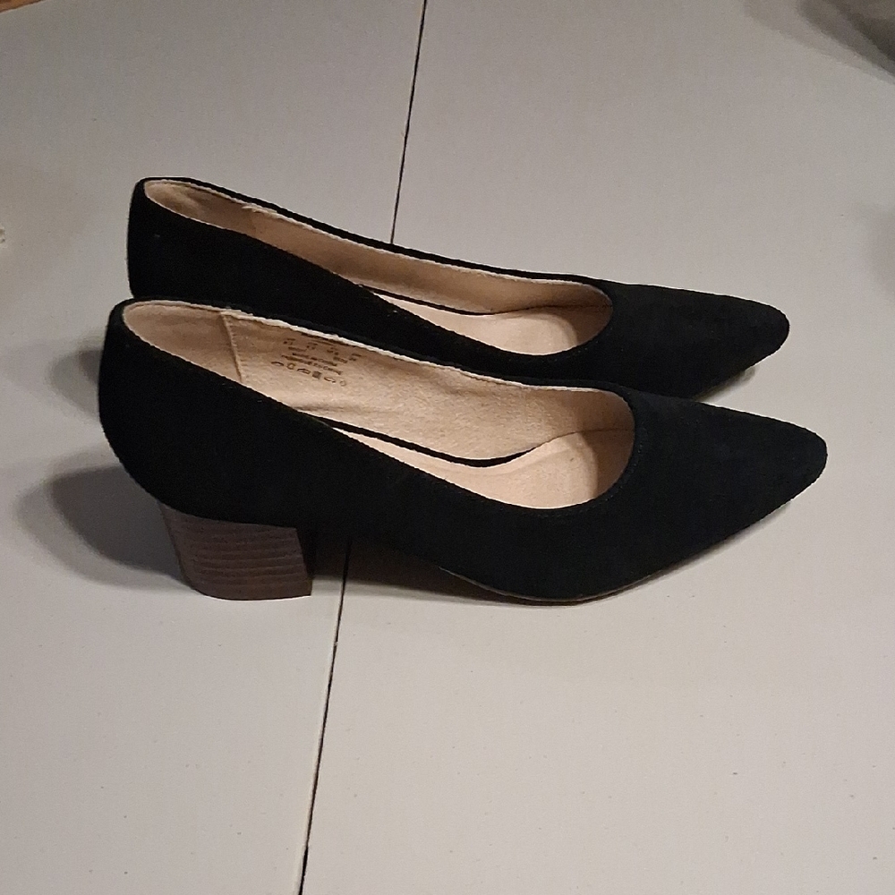 Hush Puppies Black Suede Brown Block Heels Size 6.5